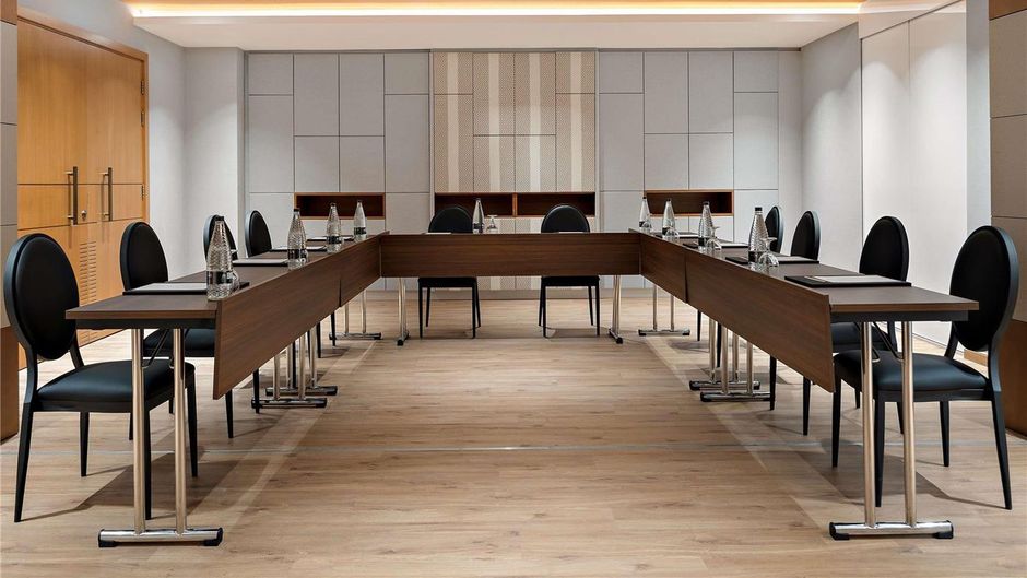 Mercure Abu Dhabi Downtown Meeting