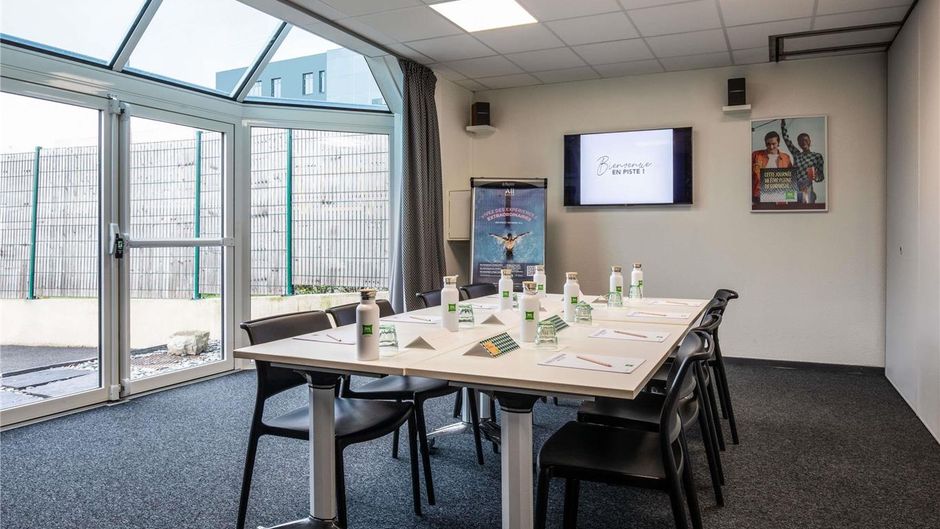Ibis Styles Colombes Paris Meeting