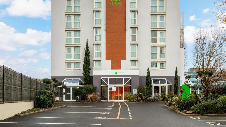 Ibis Styles Colombes Paris Meeting