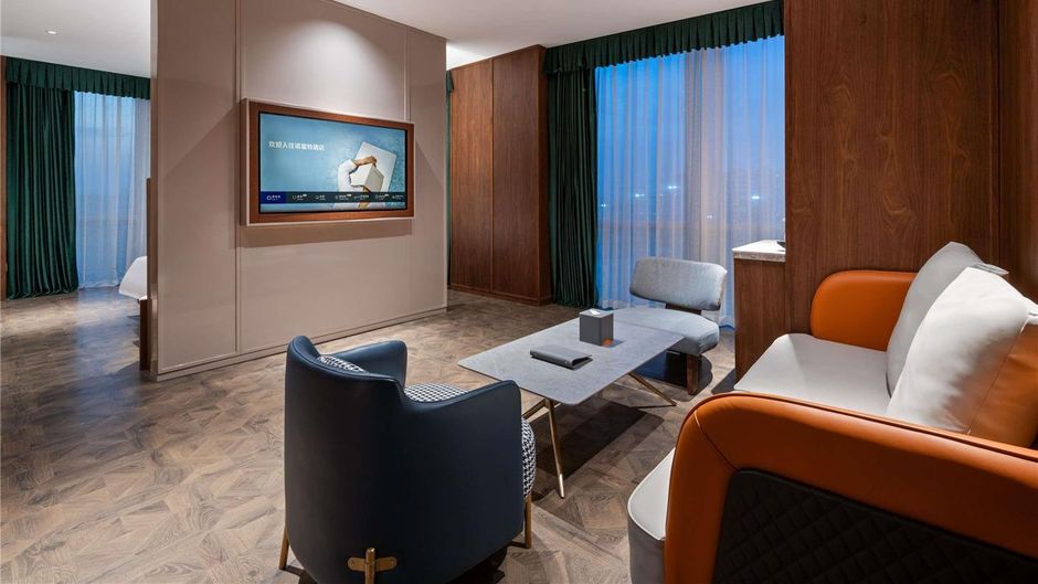 Novotel Shanghai Baoshan Jiusi Suite