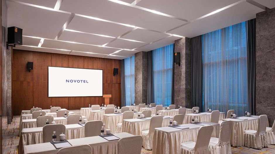 Novotel Shanghai Baoshan Jiusi Meeting
