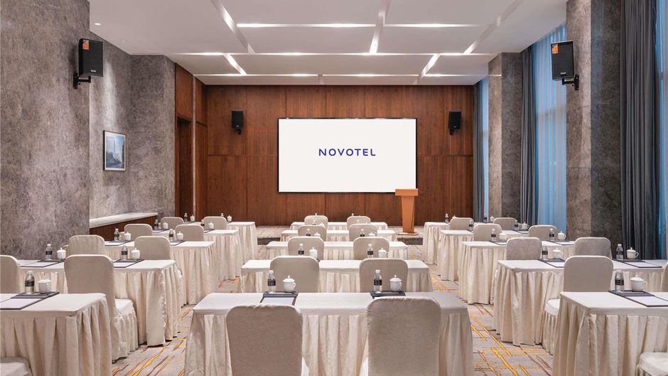 Novotel Shanghai Baoshan Jiusi Meeting