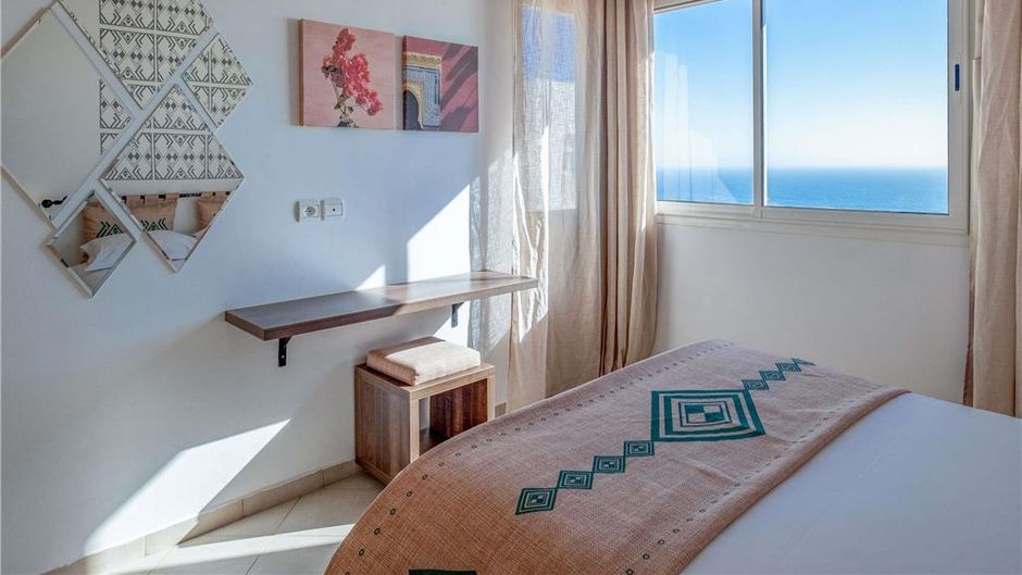 Lunja Village Room