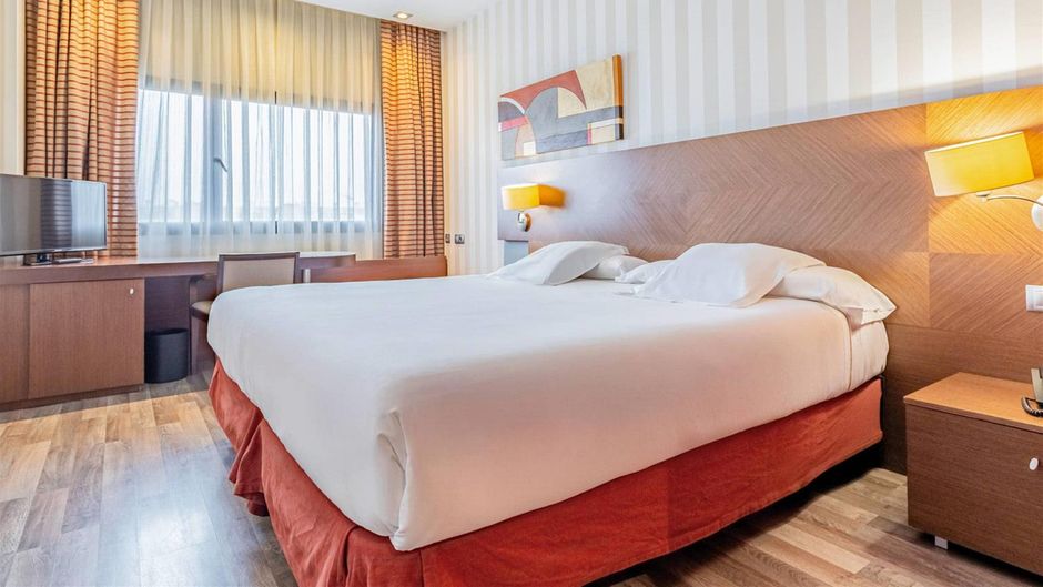 Hotel Las Artes Room