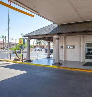 Super 8 Mesa Downtown Near Conv Ctr