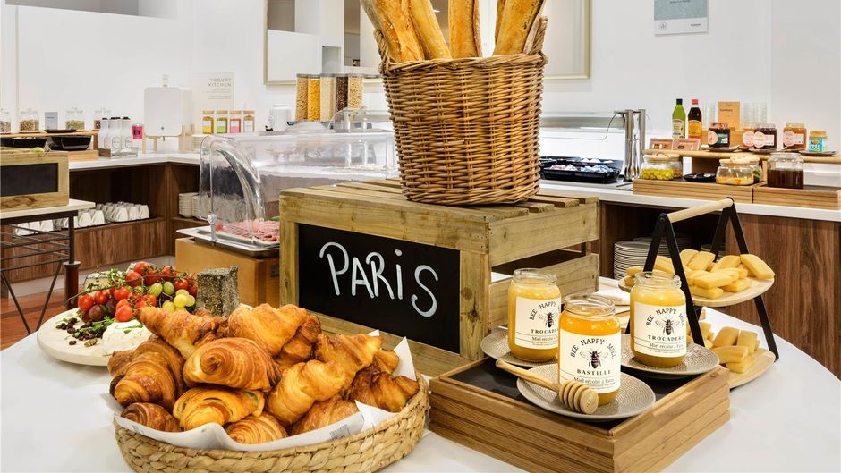 Evergreen Laurel Hotel Paris Restaurant