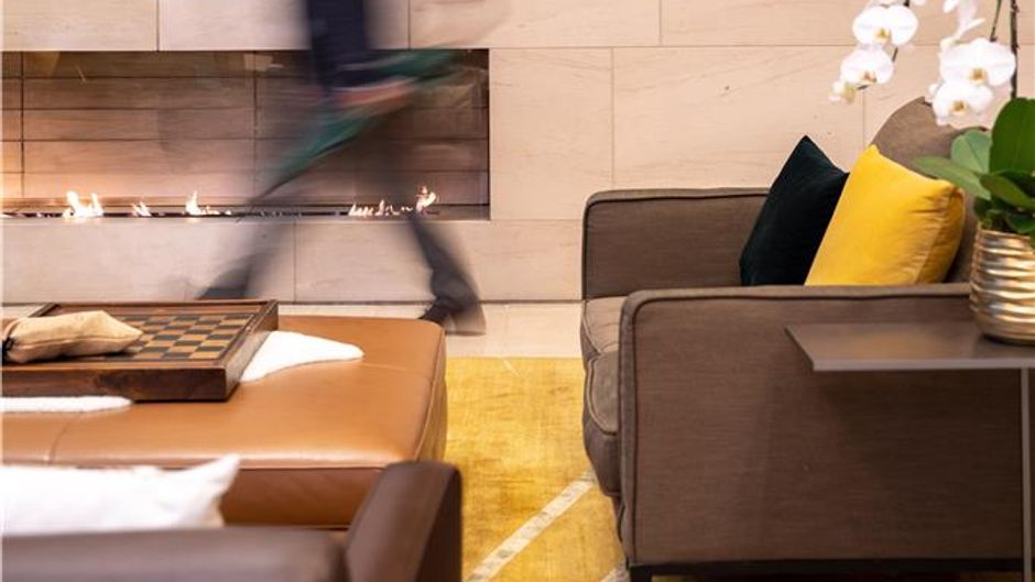 Hyatt Vancouver Downtown Alberni Lobby