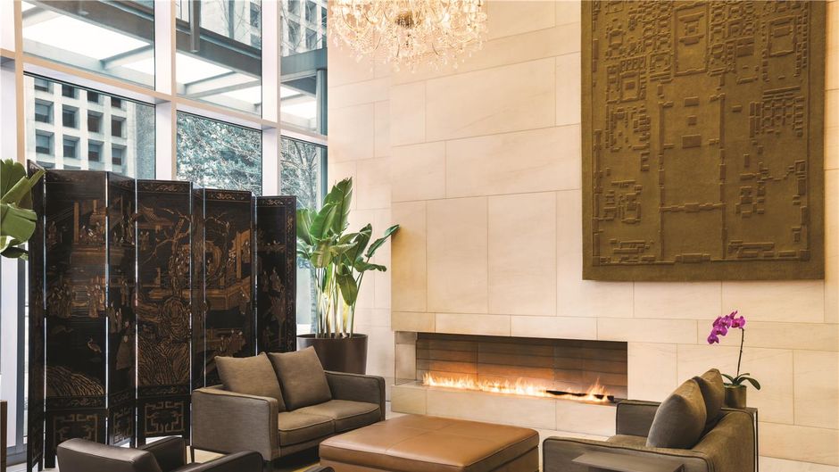 Hyatt Vancouver Downtown Alberni Lobby