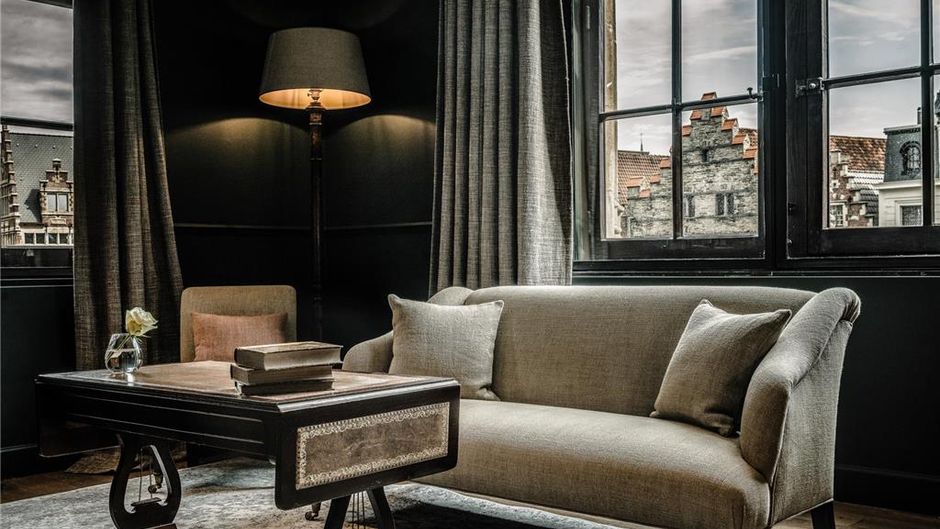 1898 The Post Hotel Suite