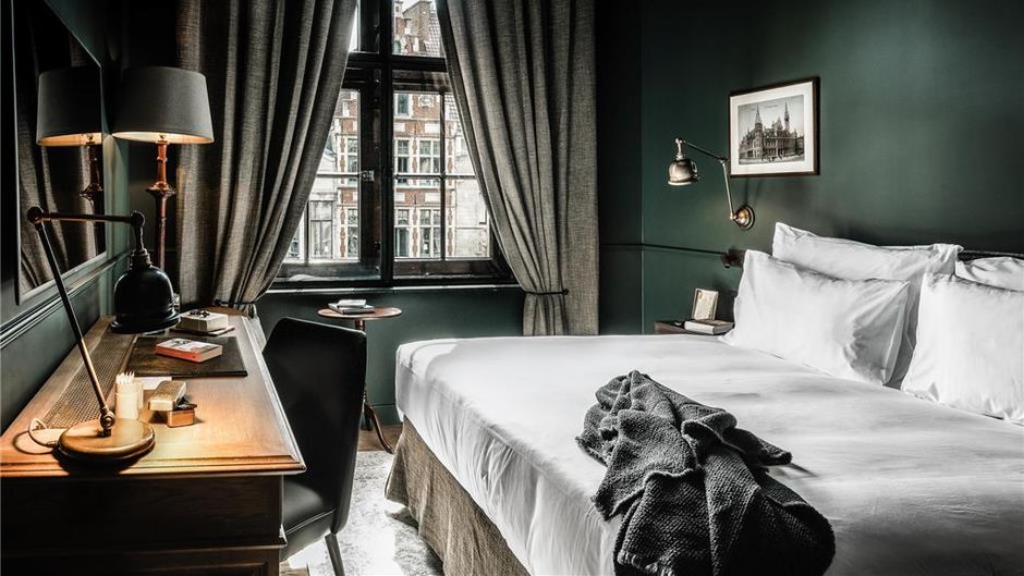 1898 The Post Hotel Room
