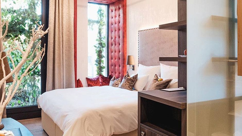 Eriks Hotel Room