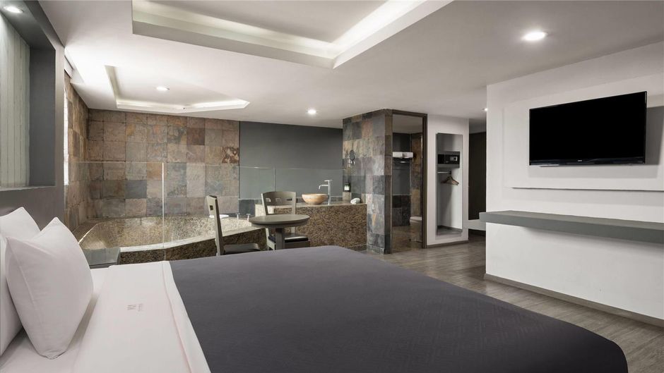 Hotel Faja De Oro Suite