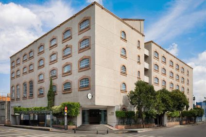Hotel Faja De Oro