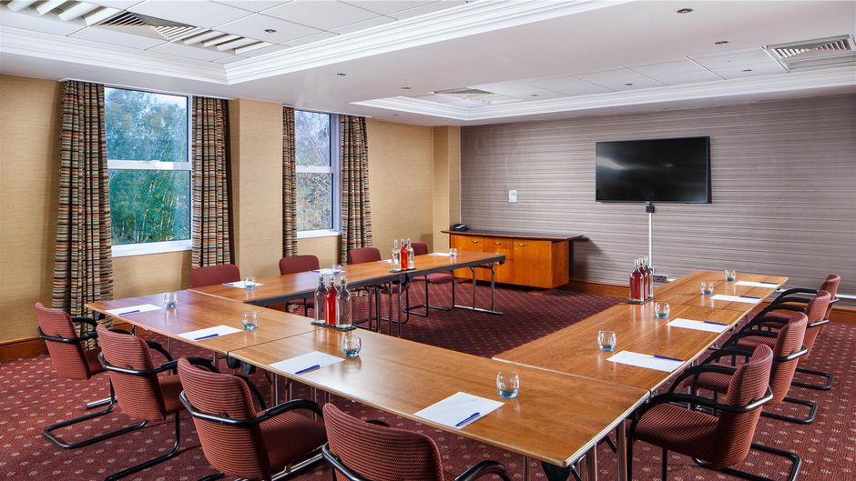 Cheltenham Chase Hotel & Spa Meeting