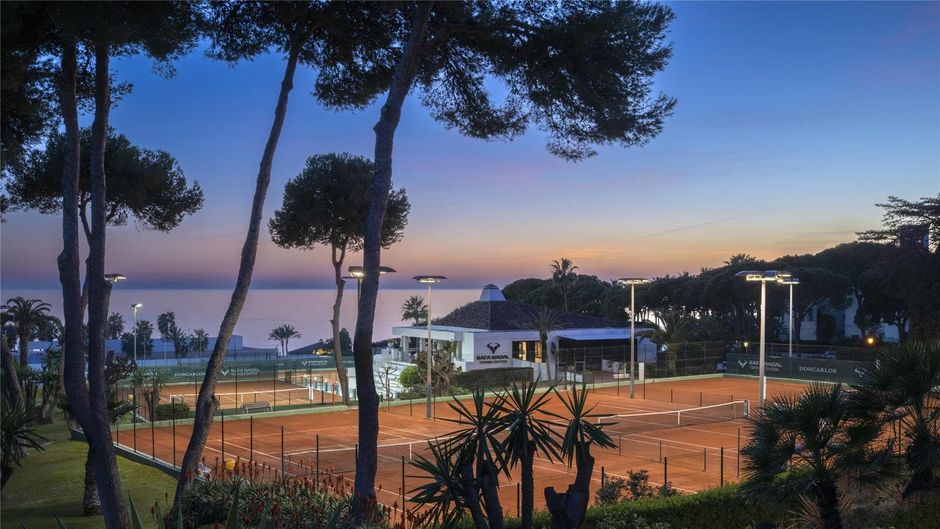 Don Carlos Marbella Recreation