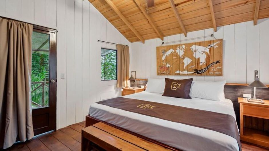 Popa Paradise Beach Resort Room