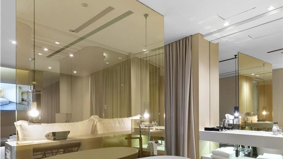 B.O.G. Hotel Room