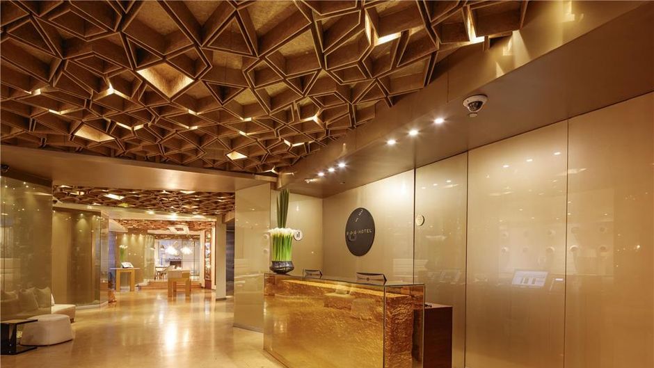 B.O.G. Hotel Lobby