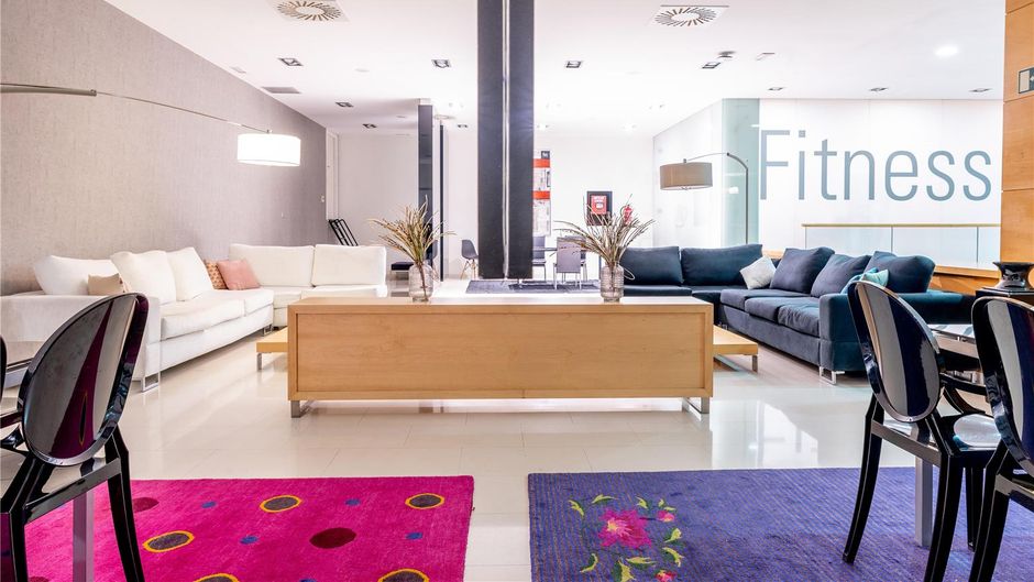 Hotel Zentral Ave Health