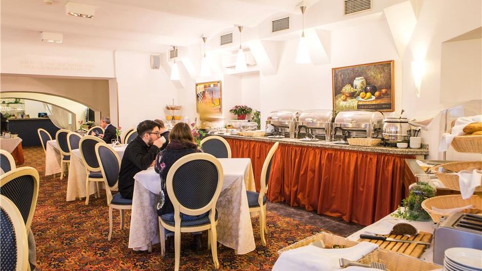 Monika Centrum Hotel Restaurant