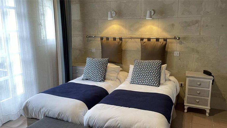 Auberge le Colombien Room