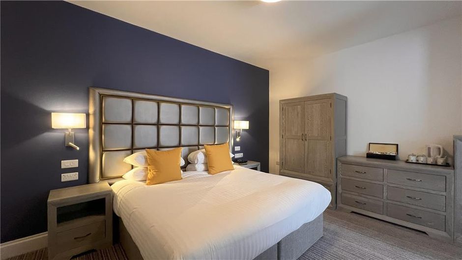 Abbey Sands Hotel Room