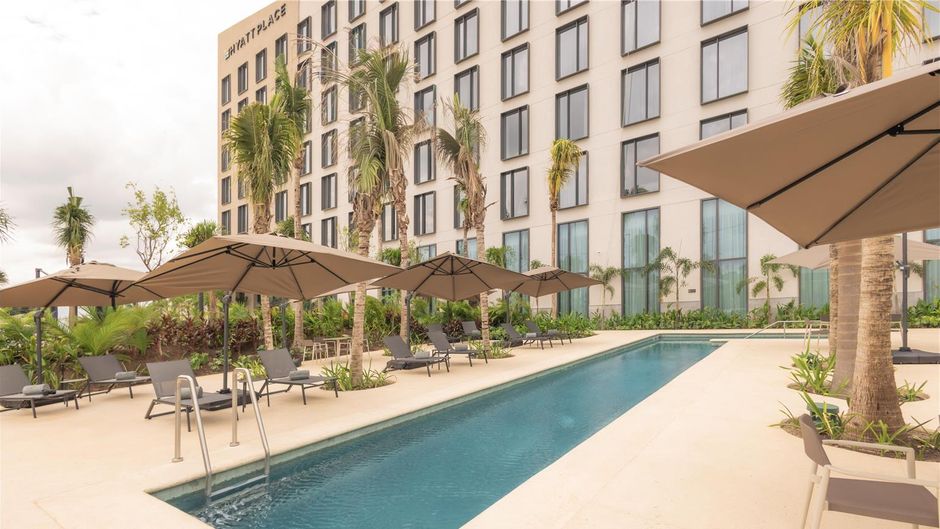 Hyatt Place Cancun Airport Pool