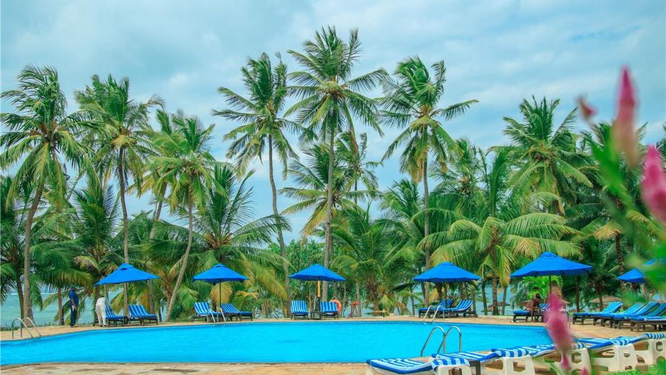 Mombasa Continental Resort Pool