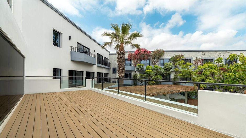 Hilton Garden Inn Tijuana Airport Exterior