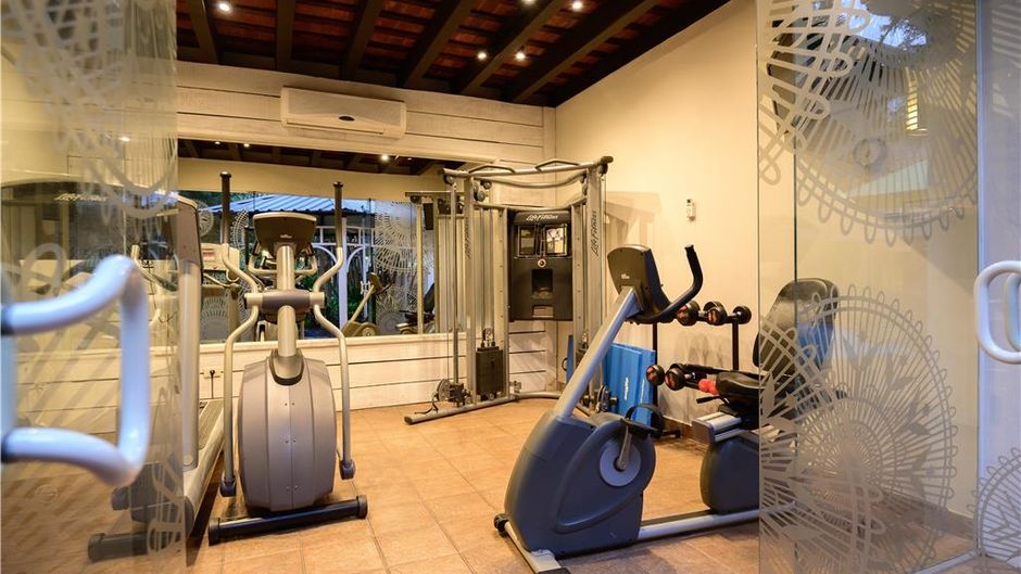 Villa Morra Suites Health