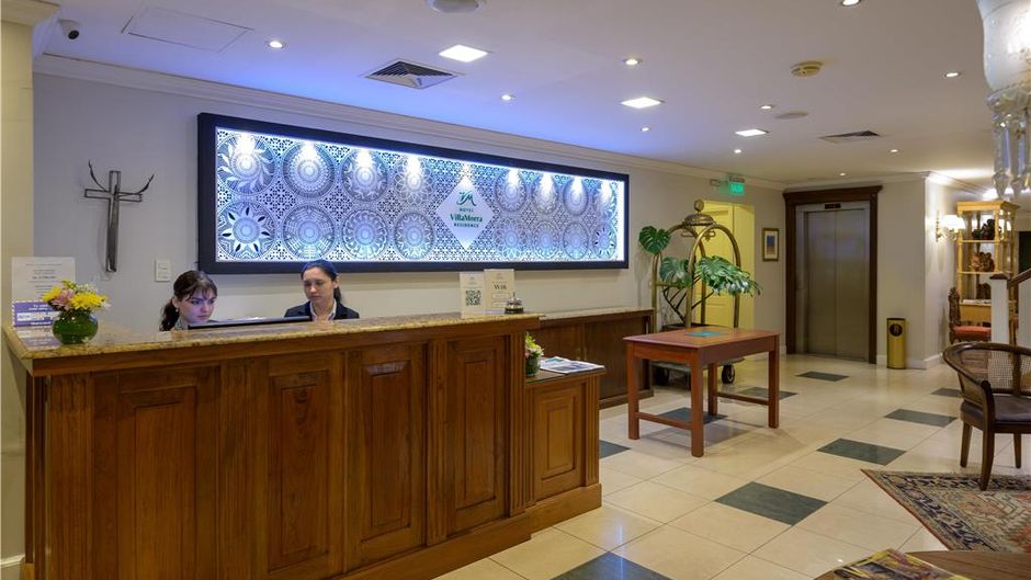 Villa Morra Suites Lobby