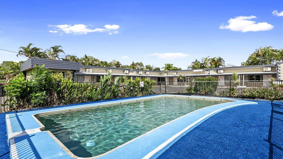 Arkana Motel Pool