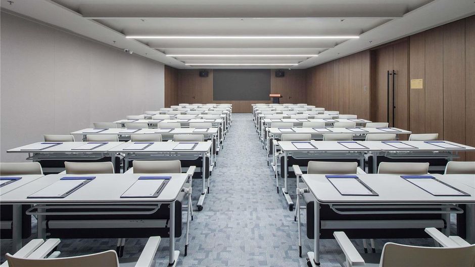 Novotel Dalian Zhongshan Square Meeting