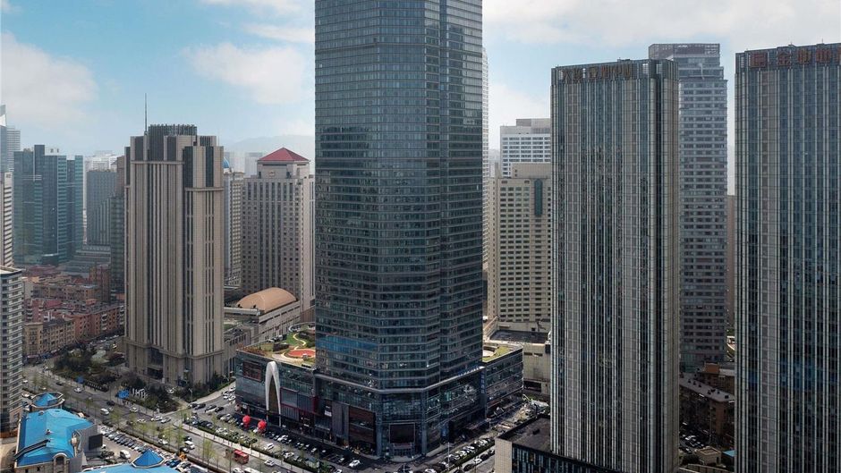 Novotel Dalian Zhongshan Square Exterior