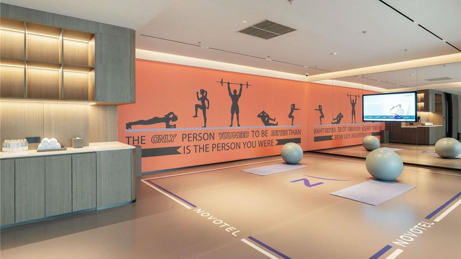 Novotel Dalian Zhongshan Square Health