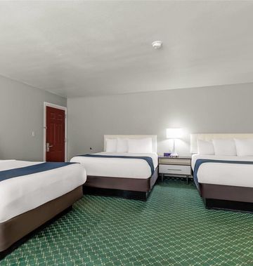 Days Inn & Suites Flagstaff