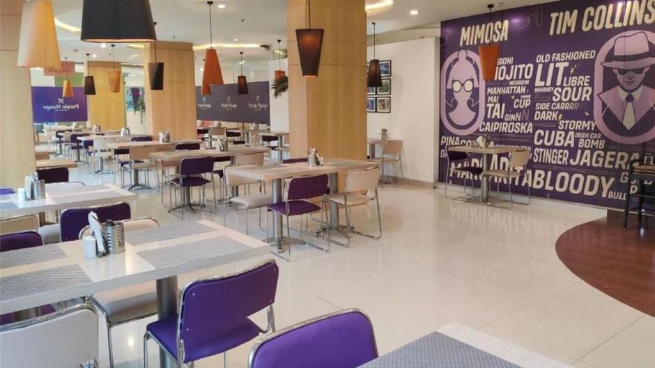 Red Fox Hotel Chandigarh Restaurant