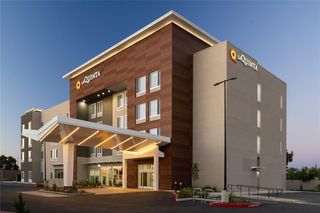La Quinta Inn & Suites by Wyndham Tracy