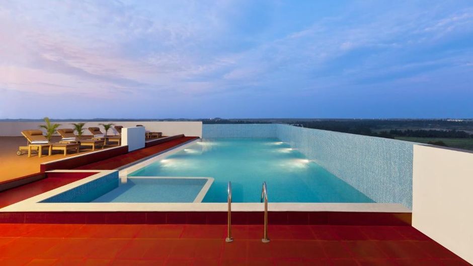 Gokulam Park, Coimbatore Pool