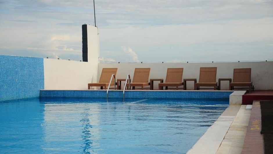 Gokulam Park, Coimbatore Pool