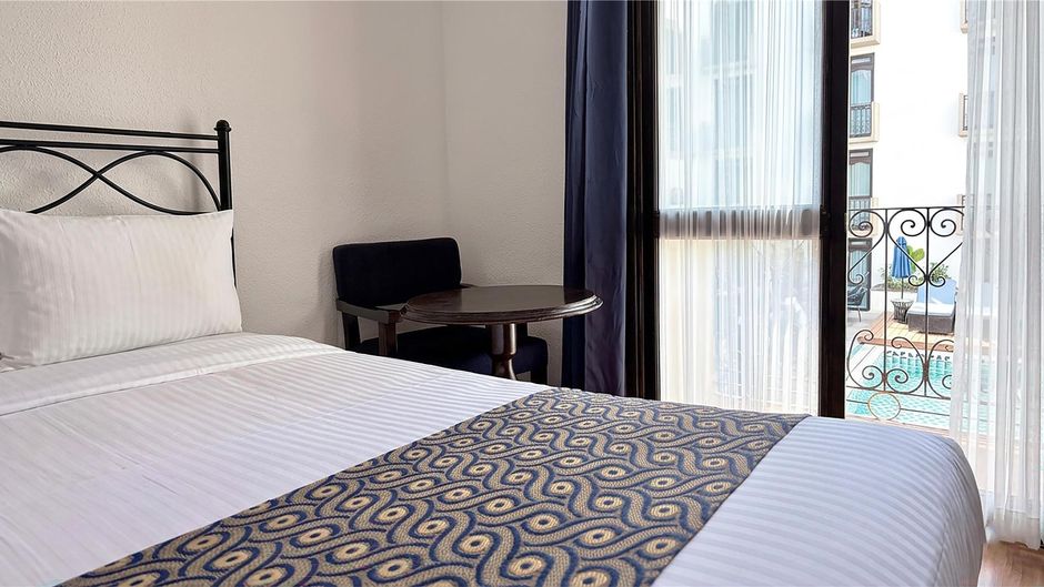 San Pedro Hotel Room