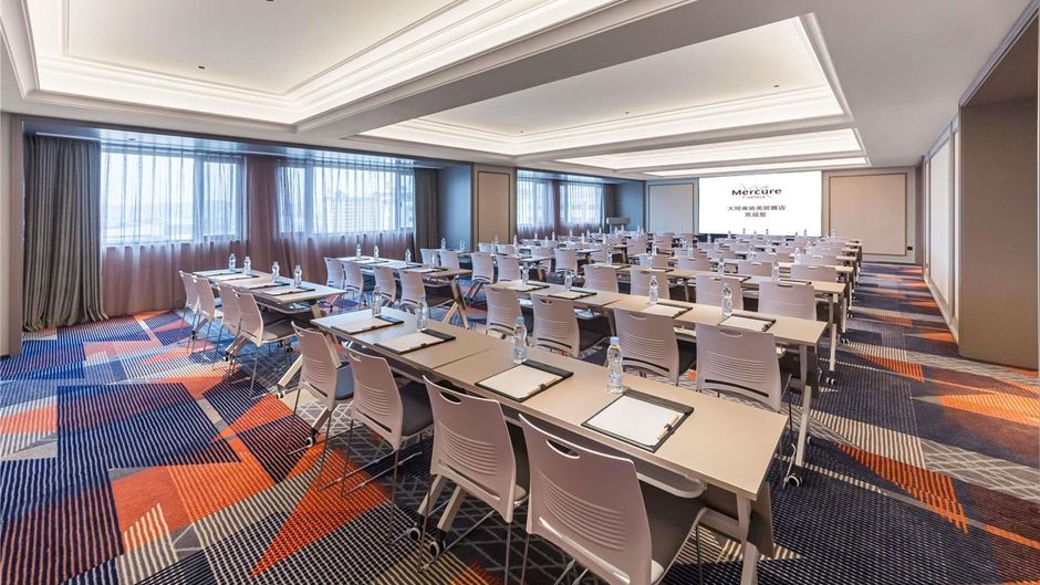 Mercure Datong Railway Station Meeting
