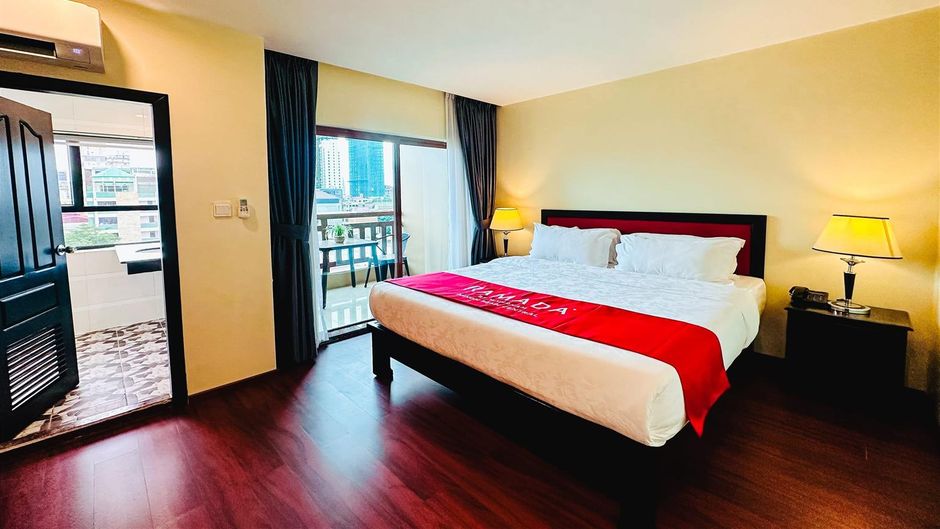 Ramada by Wyndham Phnom Penh Central Room
