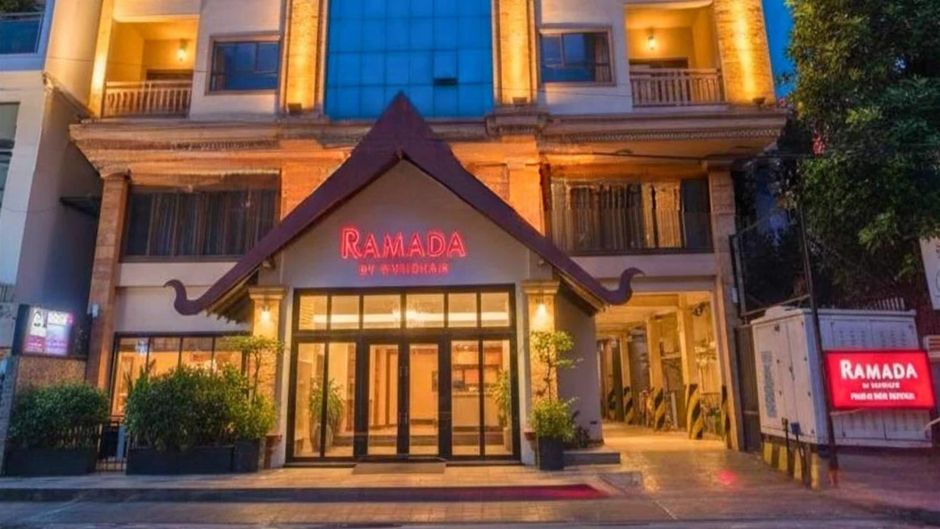 Ramada by Wyndham Phnom Penh Central Exterior