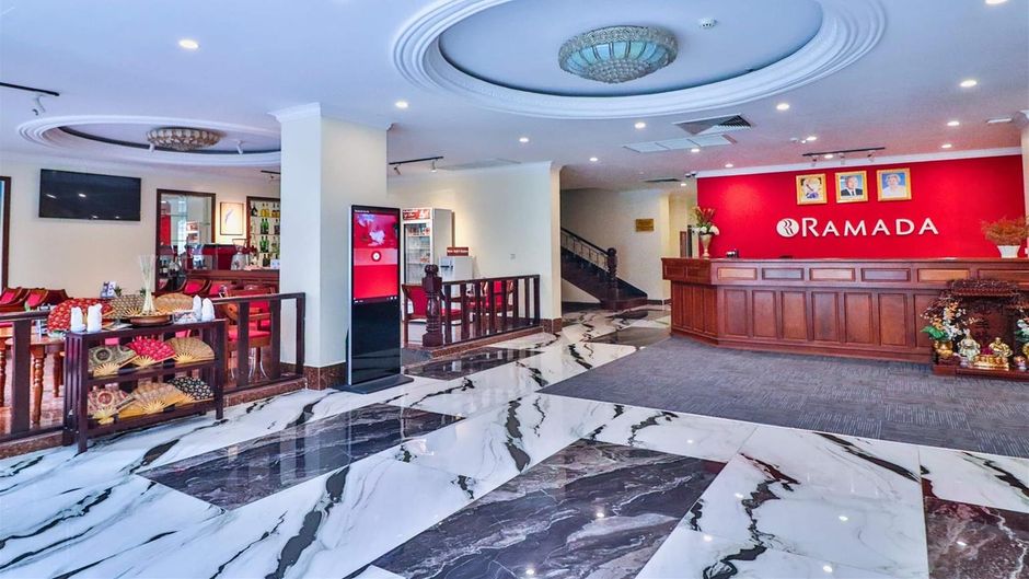 Ramada by Wyndham Phnom Penh Central Lobby