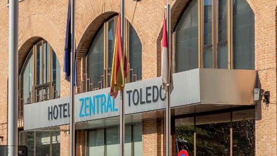Hotel Mayoral Exterior