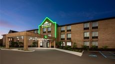 Wingate by Wyndham Livonia
