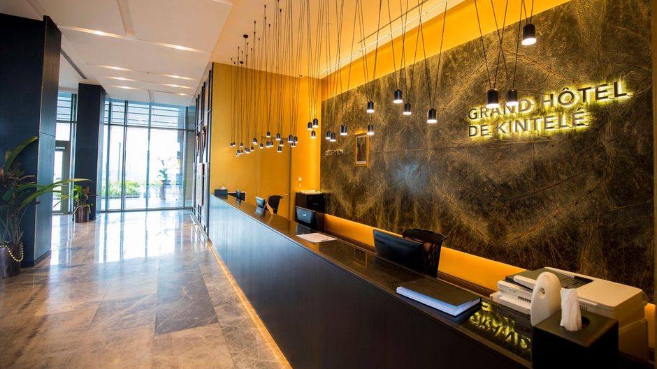 Grand Hotel De Kintele Lobby