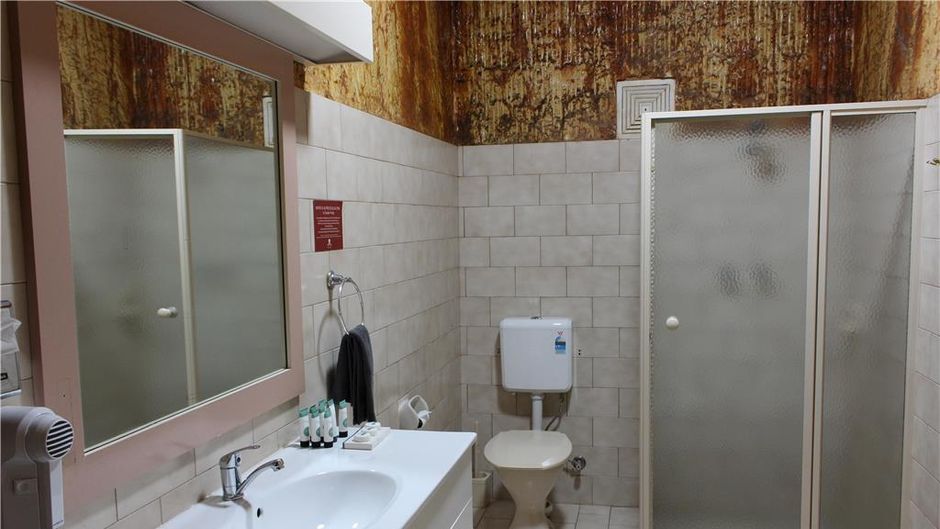 Desert Cave Hotel Room