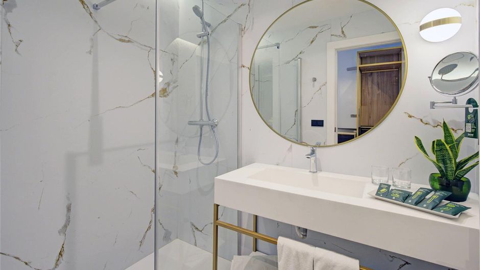 Sercotel HMO Martina Room